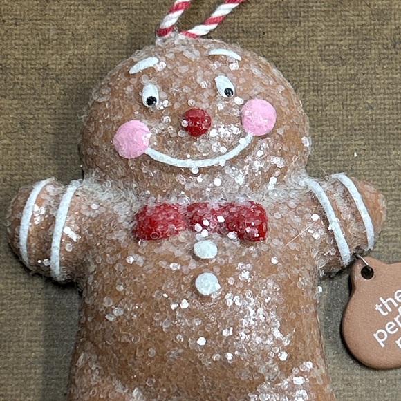 Department 56 Gingerbread Christmas Ornament One Perfect Man - Picture 9 of 16